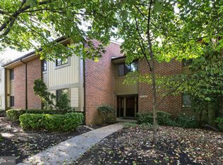 203 Cypress Point Cir #B, Mount Laurel, NJ 08054