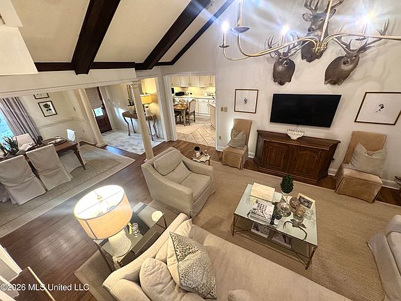 5th image of 202 Gayle Dr