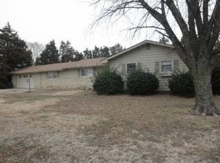 358 N Simpson Rd, El Dorado, KS 67042