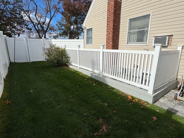 (undisclosed Address)