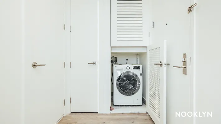 Rented by Nooklyn NYC LLC | media 71