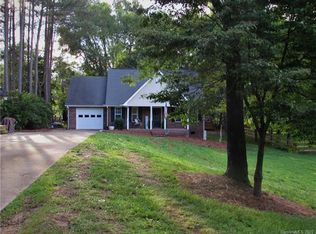 1910 Oberhaus St, Mount Pleasant, NC 28124