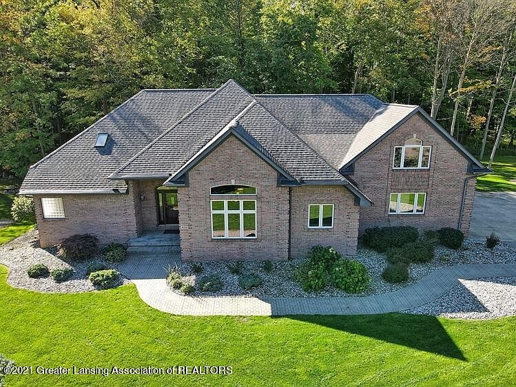 1st image of 4054 Tall Oaks Dr