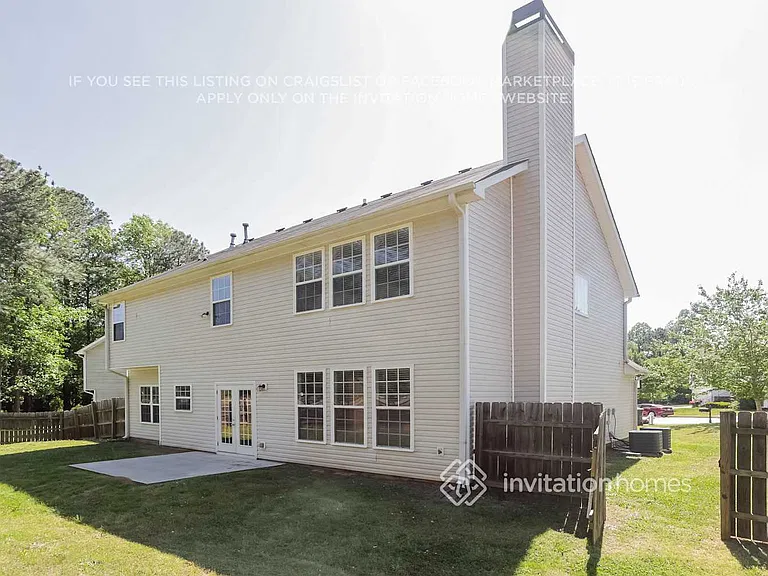 925 Lakeside Ct — Photo 17