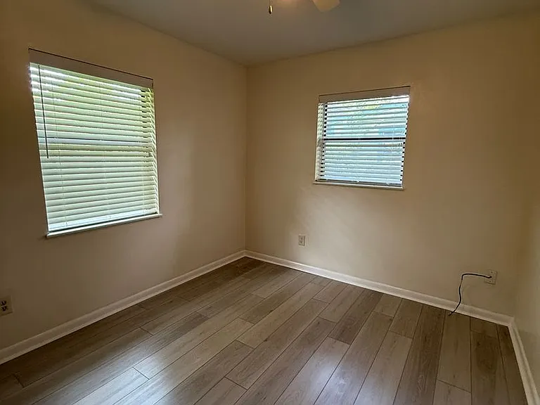 15615 NW 138th Dr — Photo 25