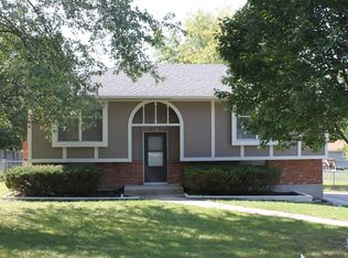 10636 N Grand Ave, Kansas City, MO 64155