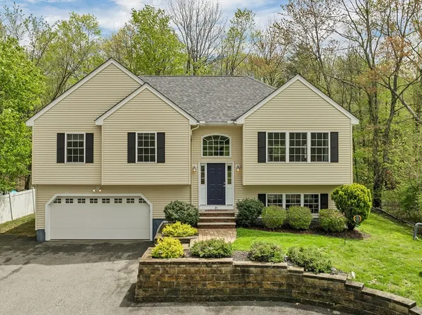 31 Danville Rd, Hampstead, NH 03826