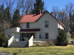 785 Keithley Dr, Great Falls, VA 22066