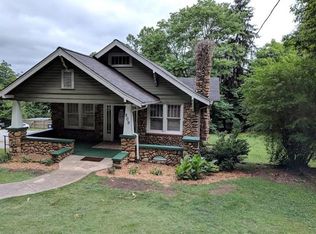 809 Grove Ave SW, Lenoir, NC 28645