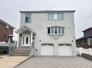 110 Summit Ave #1, Lyndhurst, NJ 07071