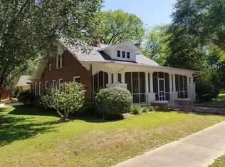 401 E 6th St, West Point, GA 31833