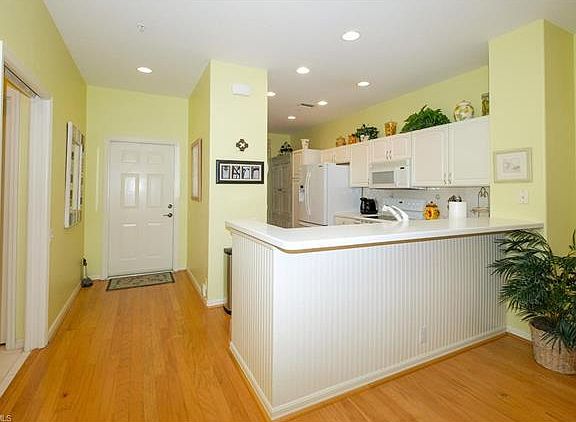 4th image of 17100 Bridgestone Ct APT 202