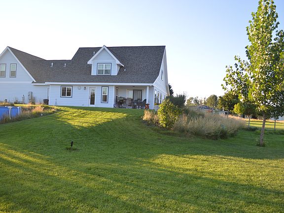 2nd image of 5575 Monty Ln