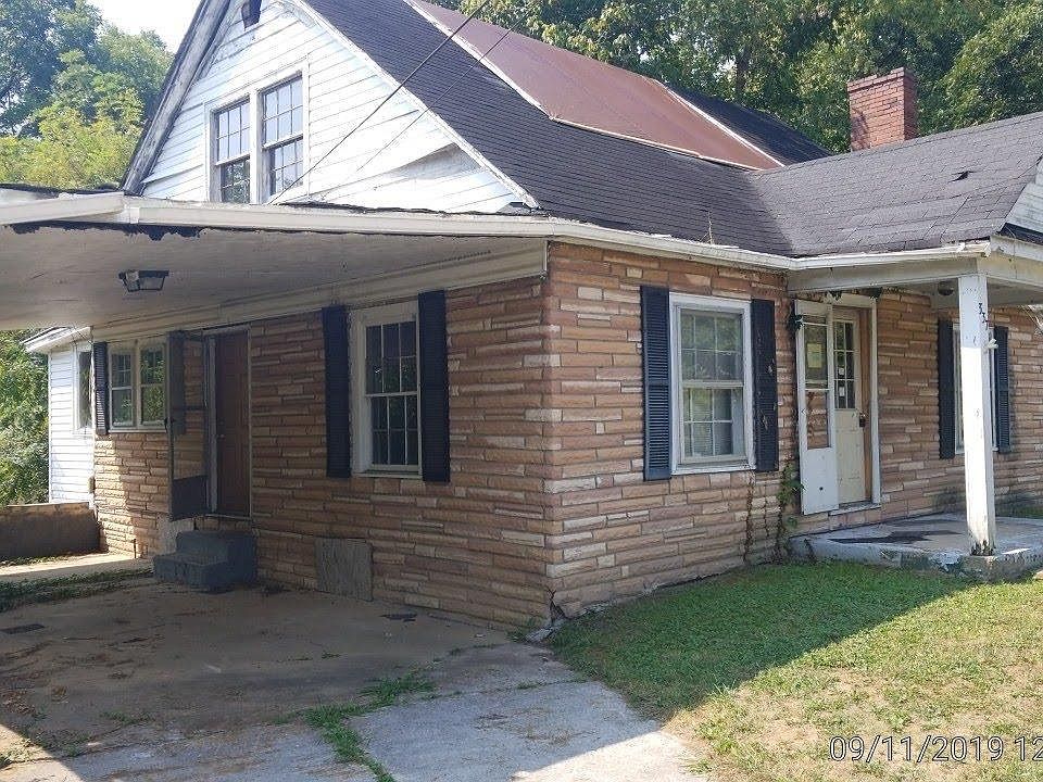 1st image of 337 N 3rd St