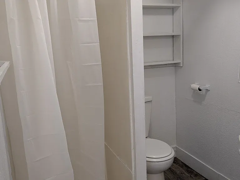 303 N 5th St #303 — Photo 2