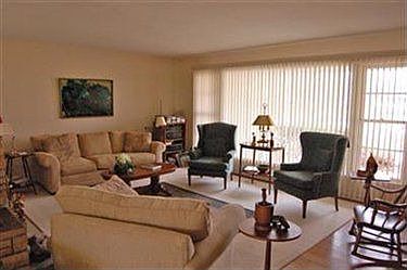 3rd image of 3136 Eastwick Dr