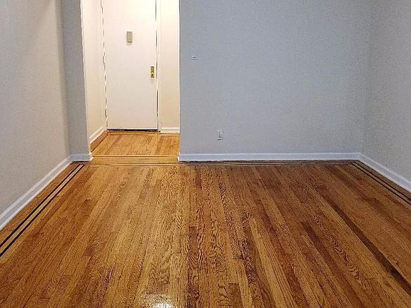 5th image of 3508 95th St APT 3D