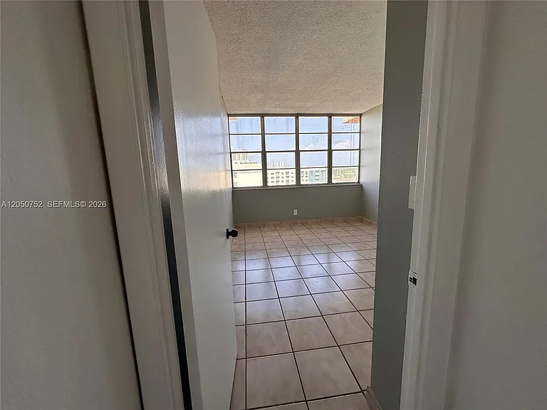 2025 NE 164th St #1008 — Photo 27