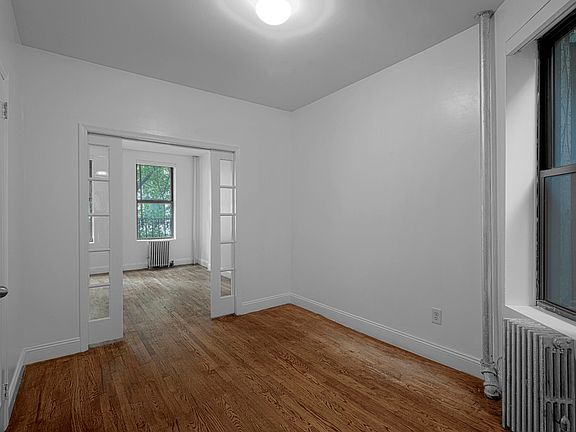 3rd image of 1422 3rd Ave APT 2B