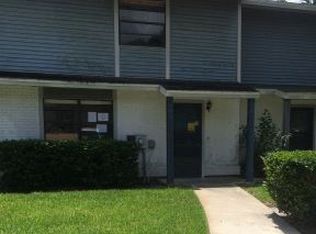 3432 Oak Trail Ct, Tampa, FL 33614