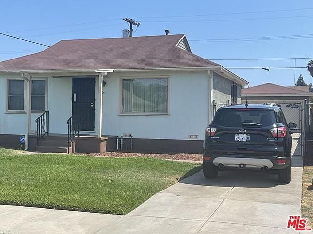 1st image of 956 E 118th Dr