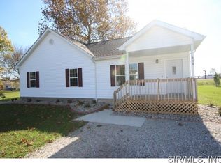 478 School St, Livingston, IL