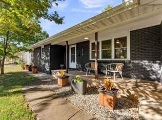 2719 S McCann Ave, Springfield, MO 65804