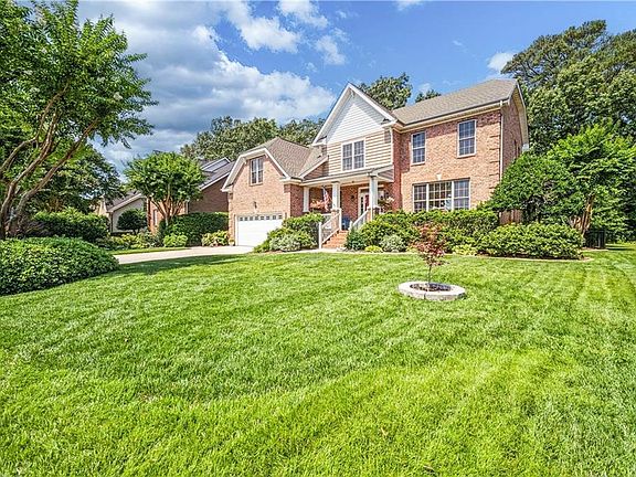 2nd image of 581 Hunts Pointe Dr