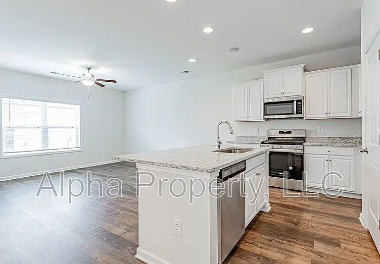 409 Wards Creek Way — Photo 11