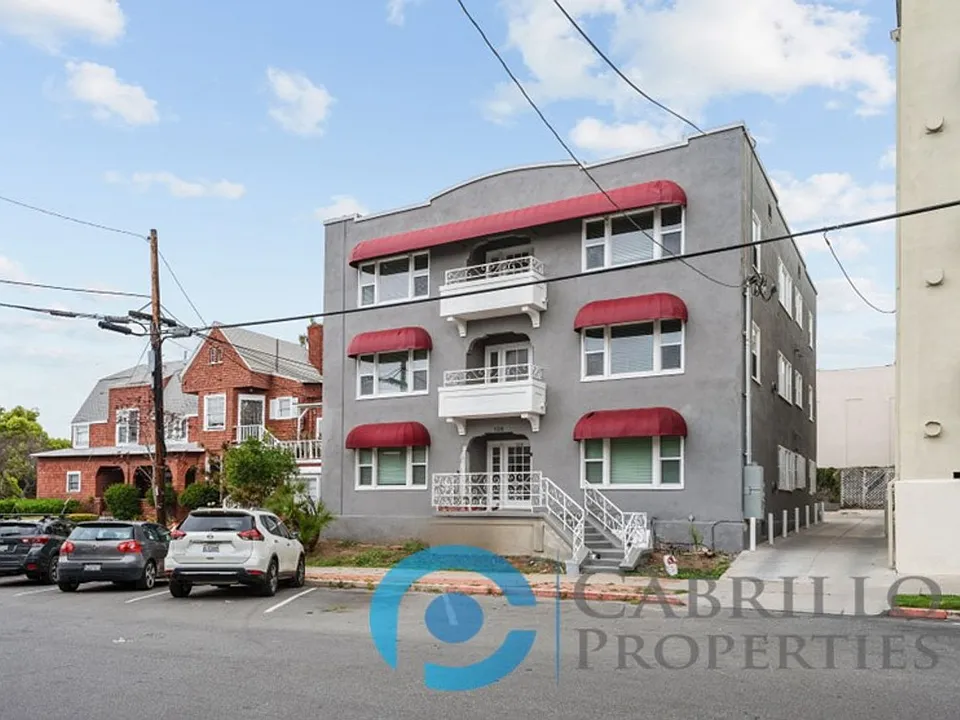 128 Kalmia St #5