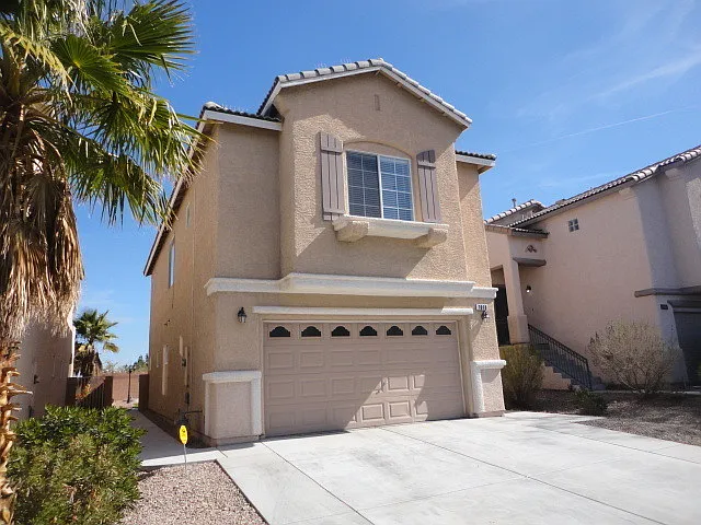Unique Split-Level Home That You'd Like to See! — Photo 3