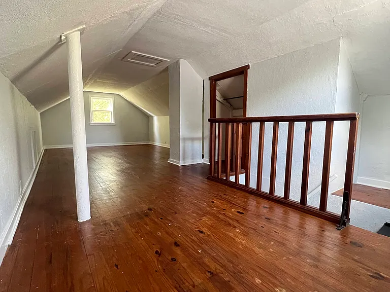 Bedroom #3 - the upstairs.