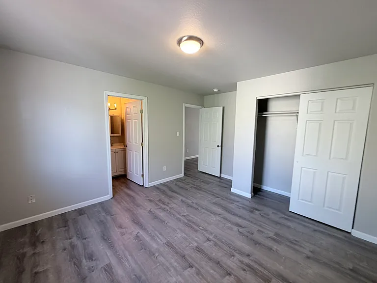 3246.5 Downey Ct #3 — Photo 8