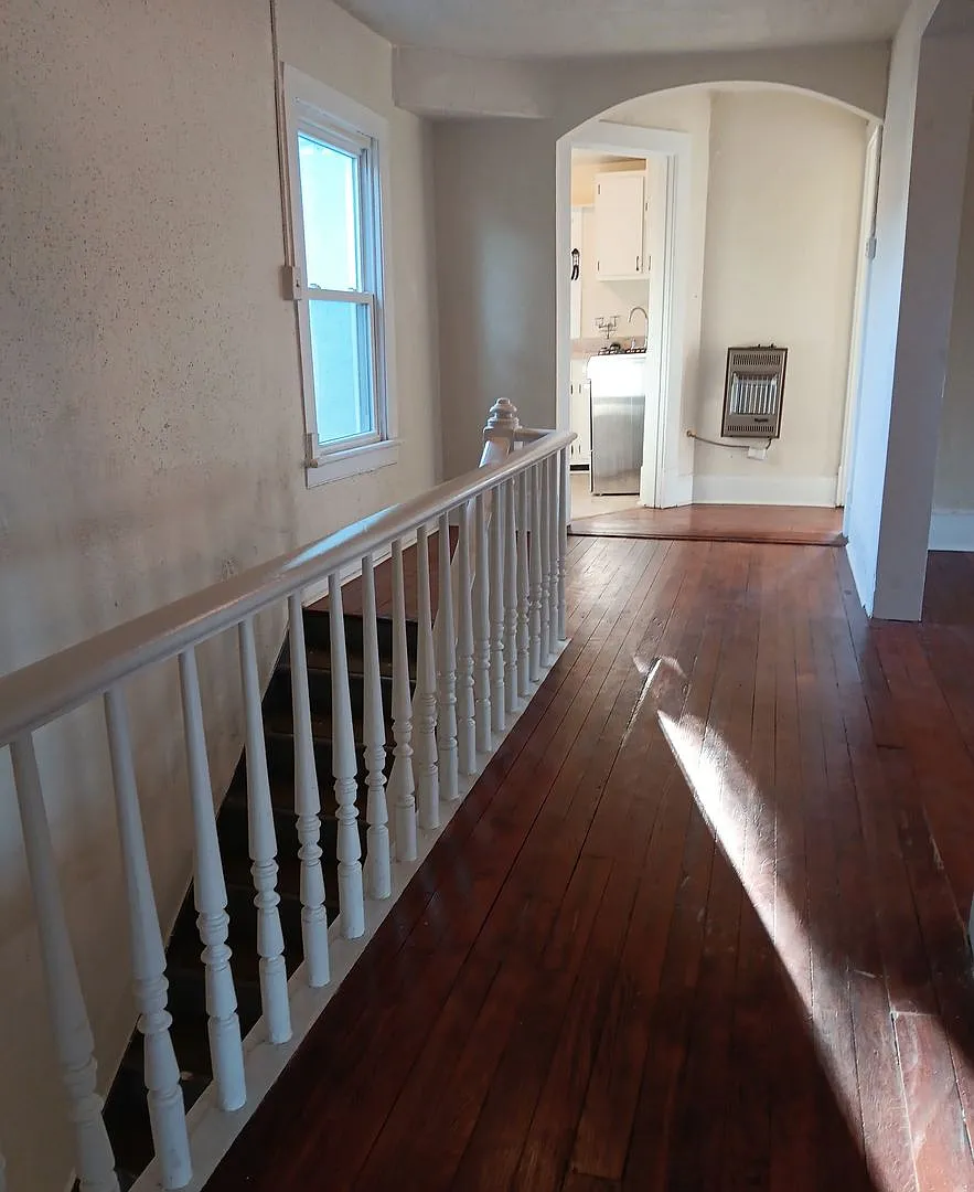 816 Avon St — Photo 3