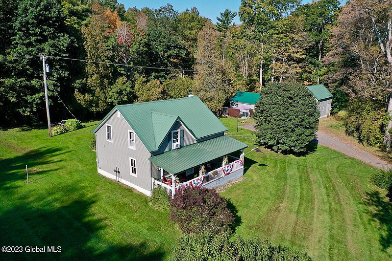 3rd image of 486 Eaker Road