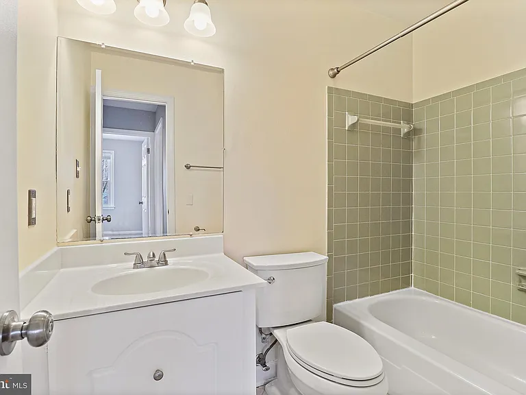 9553 Cherry Oak Ct — Photo 43
