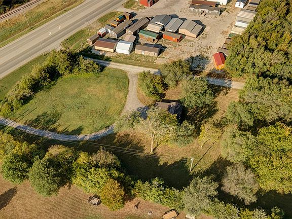 4th image of 24375 E Highway 51