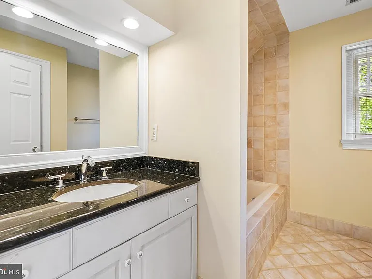 4900 Indian Ln NW — Photo 40