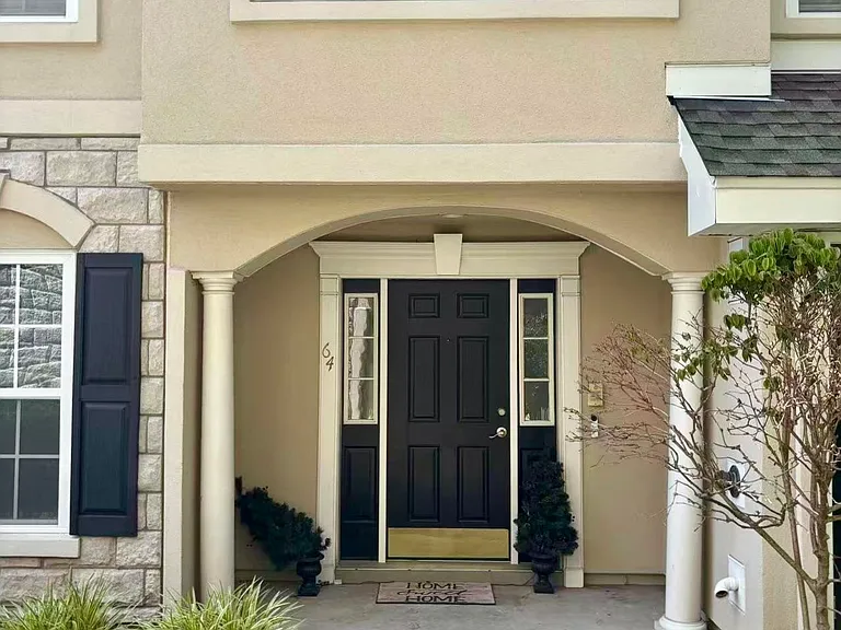 64 Mallard Pl — Photo 3