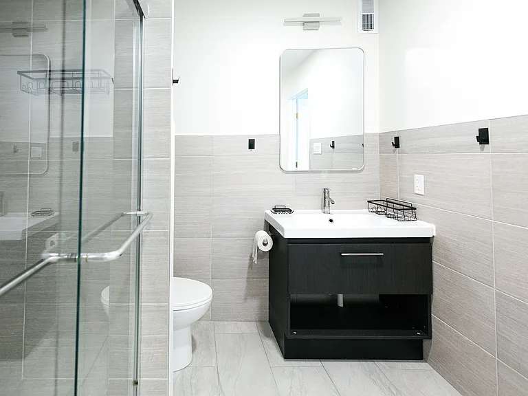 1521 Margaret Ct — Photo 36