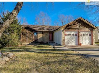 2012 S Apache St, Olathe, KS 66062
