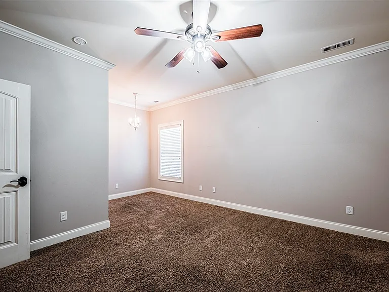 730 Bennington Park Dr — Photo 29