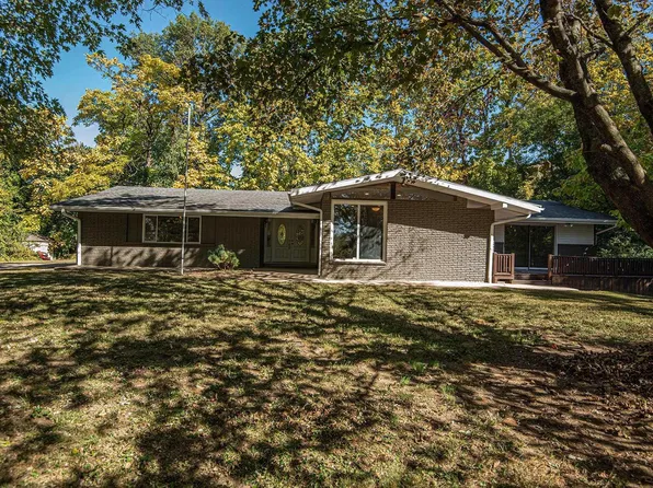 2002 Prospect Ave, Vincennes, IN 47591