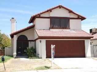 2525 Charteroak St, Las Vegas, NV 89108
