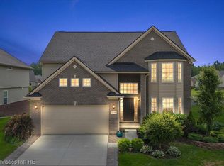 55745 Worlington Ln, Lyon Township, MI 48178