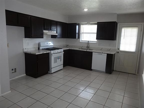 5th image of 1606 Westfork Dr