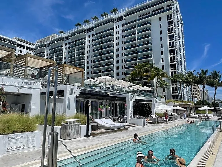 2301 Collins Ave #632 — Photo 19