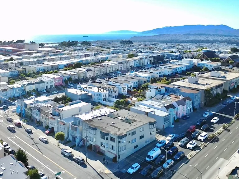 900 Rivera St #6 — Photo 1