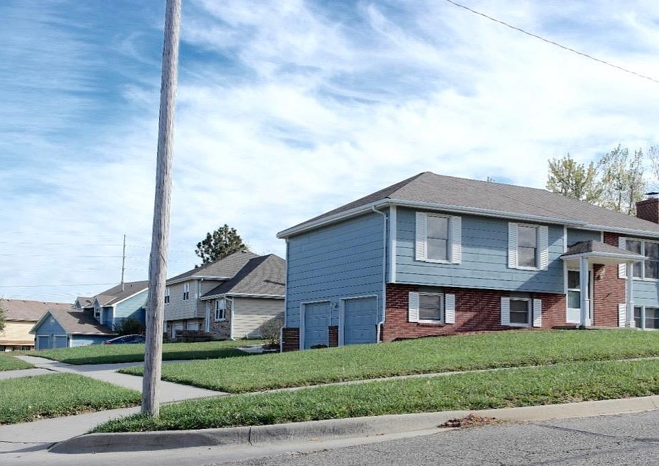 407 S Kaw Dr, Junction City, KS 66441 Zillow