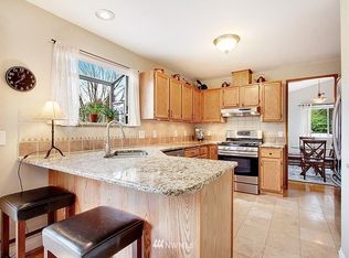 18927 103rd Ave NE, Bothell, WA 98011